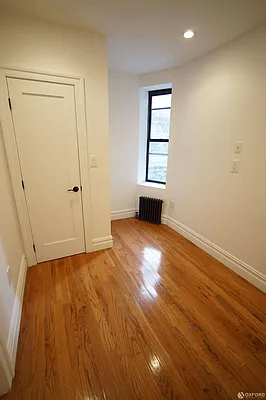 Rented by Oxford Property Group | media 19