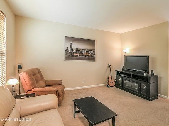 2nd image of 407 Terra Springs Cir