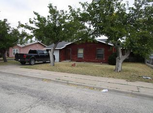 602 S Franklin Ave, Monahans, TX 79756