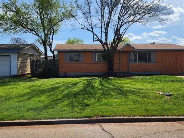 920 Asalee St, Altus, OK 73521