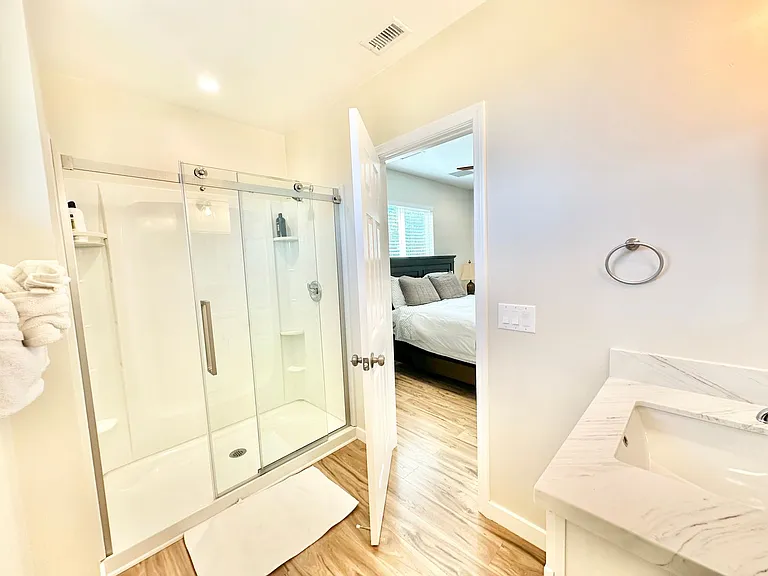 9431 W Lilac Rd — Photo 18