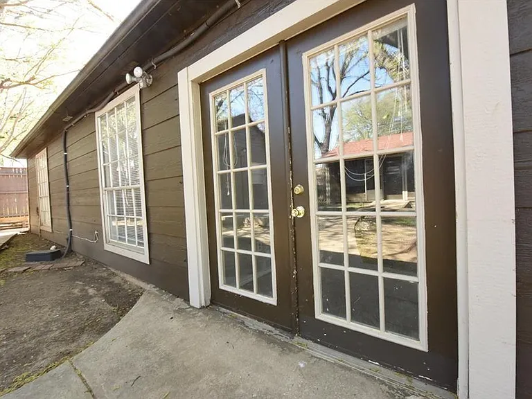 6012 Cowden St — Photo 14