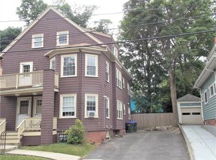 27 Methyl St, Providence, RI 02906