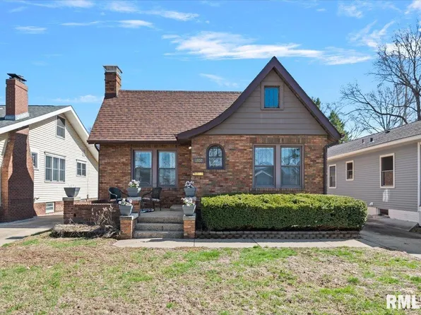 1832 S State St, Springfield, IL 62704