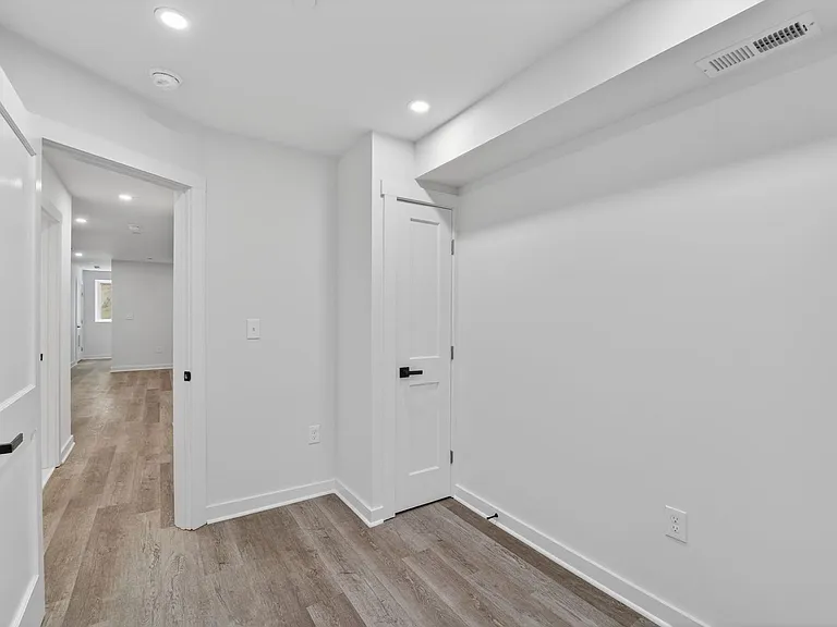 1321 Anacostia Rd SE — Photo 29