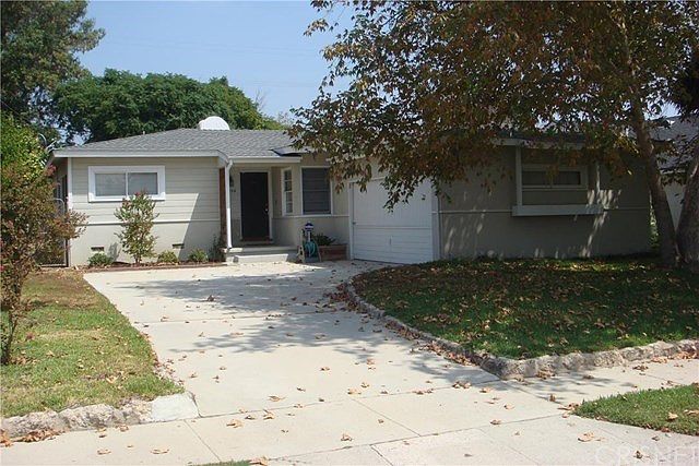 1st image of 10154 Sophia Ave