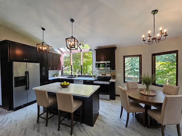 Virtually staged kitchen/dining area