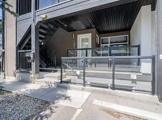 2815 S 17th St SW #5, Calgary, AB T2T6T5