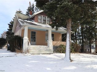 6219 Hathaway Rd, Garfield Heights, OH 44125