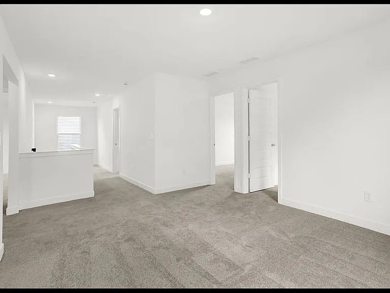 7432 Braxton Ct — Photo 3