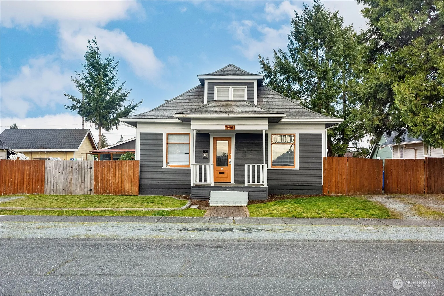 6041 S Warner Street photo 1