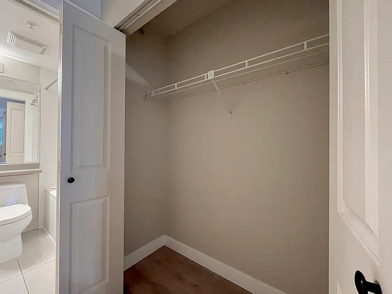 10822 City Pkwy #406 — Photo 10