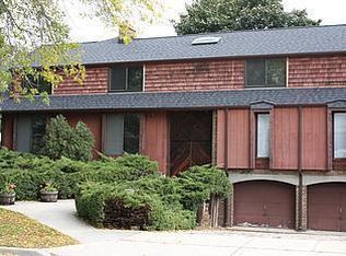 500 N 99th St, Wauwatosa, WI 53226