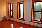 4th image of 776A Quincy St #1