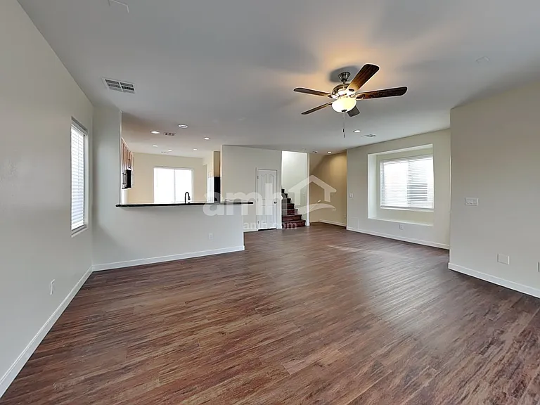 9347 Brigham Ave — Photo 5
