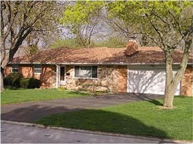 1st image of 160 Burgess Ave