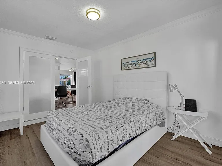 9072 Froude Ave — Photo 36