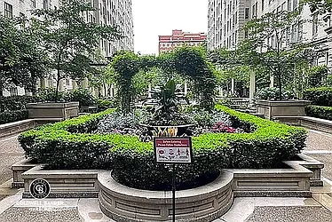 Rented by Coldwell Banker Warburg