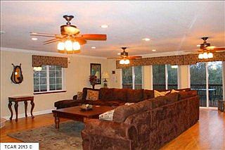 3rd image of 18470 Mika Ln