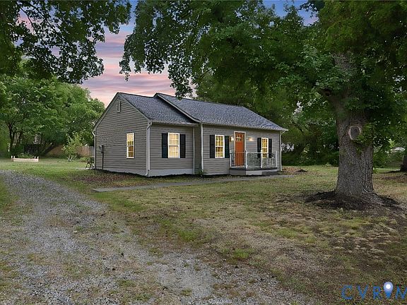 3rd image of 1374 School House Rd