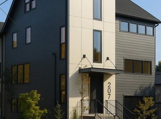 207 S Nebraska St, Portland, OR 97239