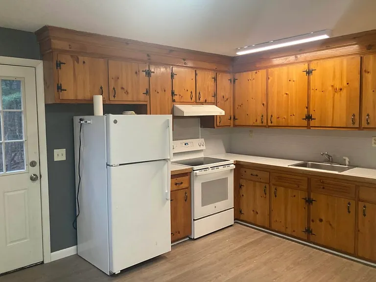 14 Victoria Cir — Photo 15