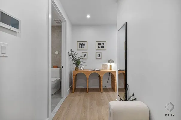 Rented by ERNY LLC | media 10