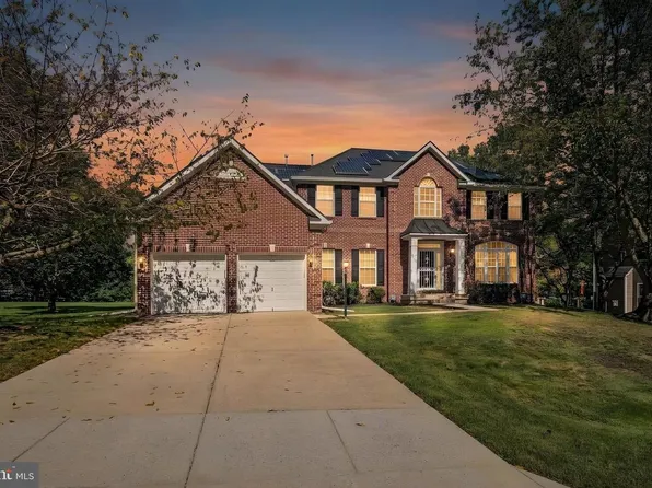 13809 Mary Ann Dr, Upper Marlboro, MD 20774