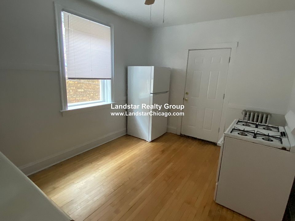 1st image of 4207 W Fullerton Ave APT 1A