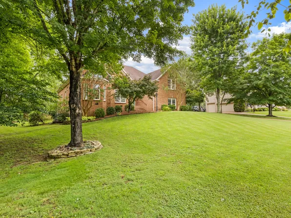 4040 Oxford Glen Dr, Franklin, TN 37067