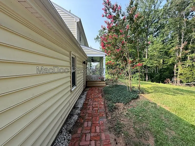 428 Ingleside Dr — Photo 47
