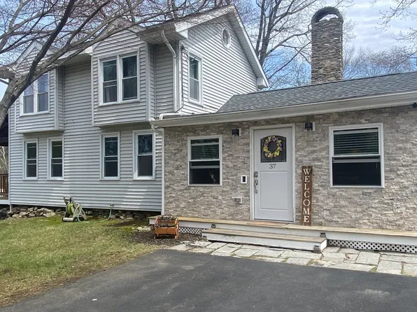 37 Scenic Ave, Webster, MA 01570