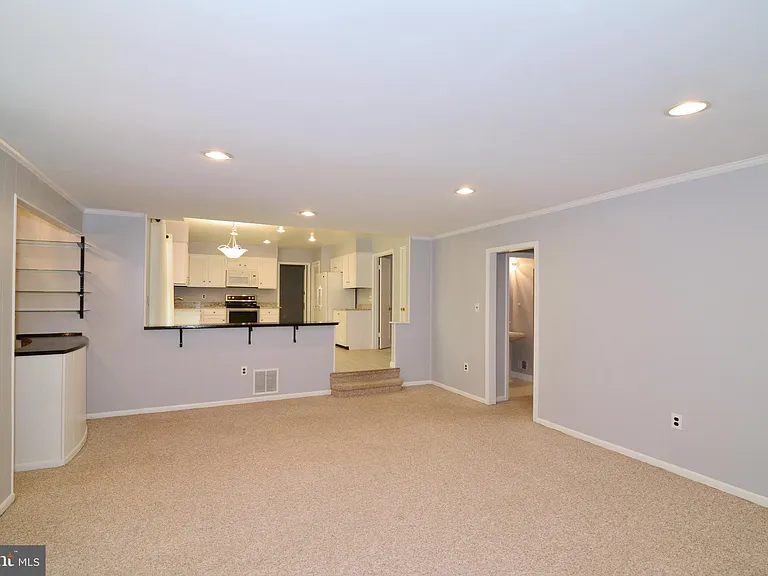 1317 Forestwood Dr — Photo 27