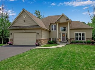 1940 Bullis Rd, Elma, NY 14059