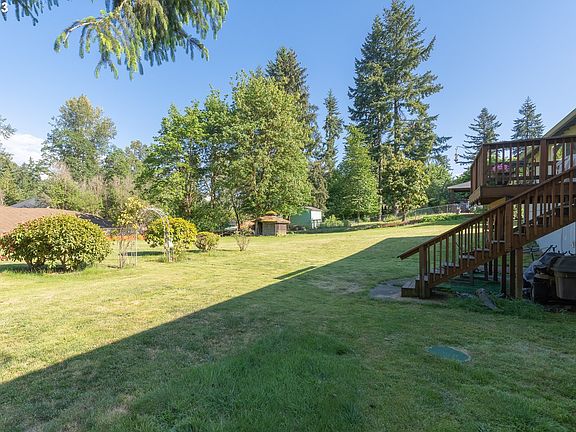 4th image of 11115 NE 64th Ave