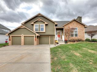 2111 Larkspur St, Excelsior Springs, MO 64024