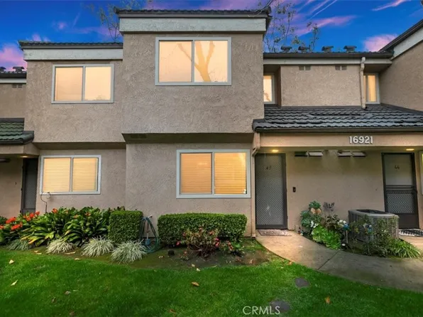 16921 Lakefront Cir Unit 45, Huntington Beach, CA 92647