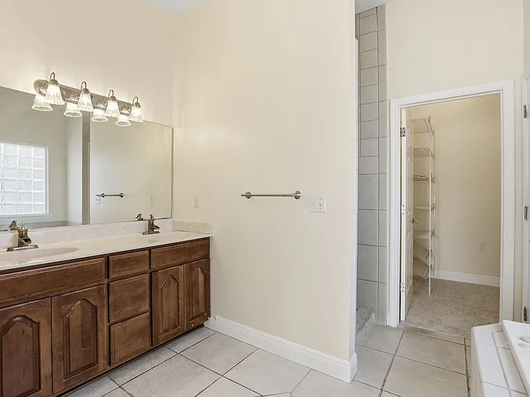 14313 NW 60th Ave — Photo 42