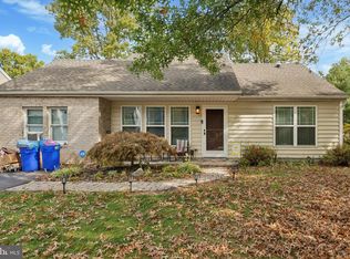 4482 Heron Dr, Reading, PA 19606