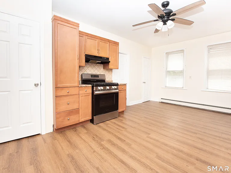 157 Sage Ave #1 — Photo 6