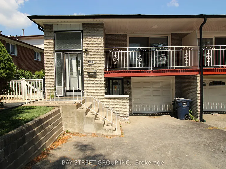 117 Pindar Cres #MAIN FLOOR — Photo 3