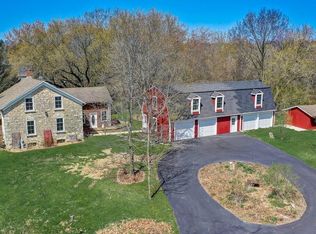 7806 Western Ave, Cedarburg, WI 53012