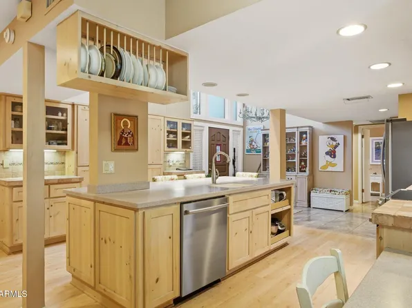 7352 N 7TH Place, Phoenix, AZ 85020