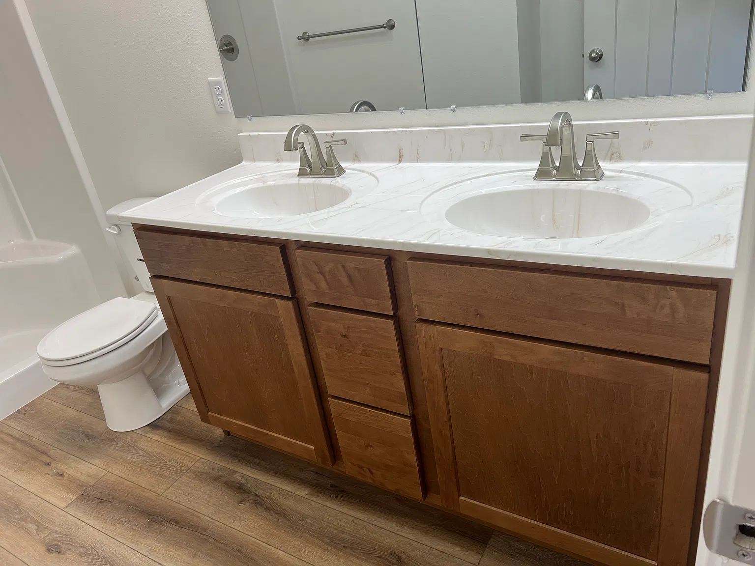 4 bed, 2.5 bath, 1440 sqft, $1,700 — Photo 4