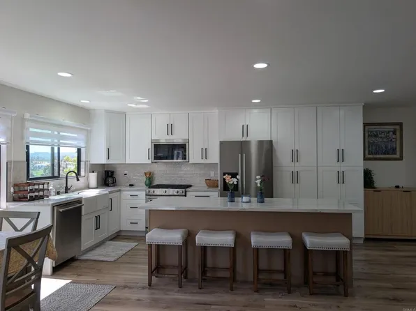 2410 La Costa Ave, Carlsbad, CA 92009
