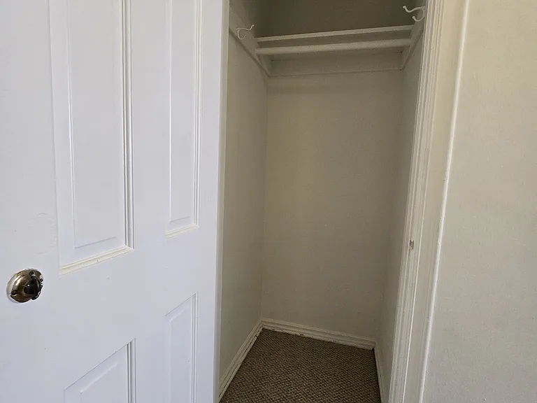 539 S Berendo St #14 — Photo 7