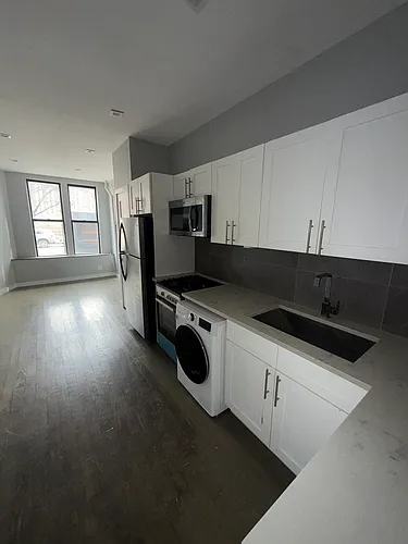 291 Pleasant Ave #1A Photo 1