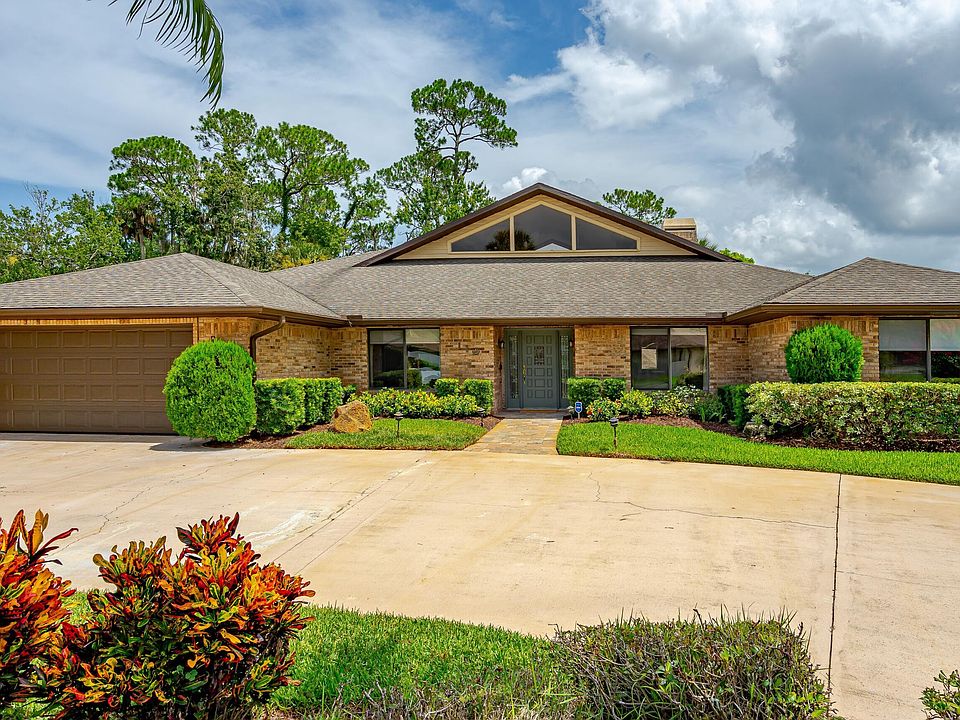 1st image of 112 Point O Woods Dr