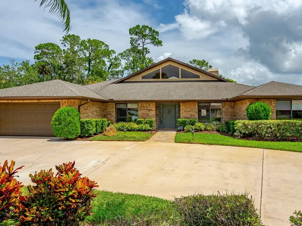 112 Point O Woods Dr, Daytona Beach, FL 32114