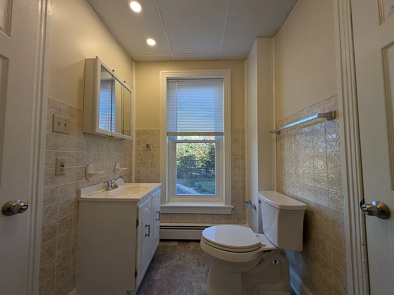 727 Glasgow St — Photo 14